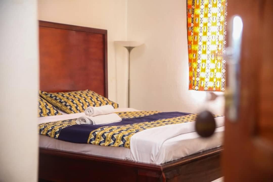 Hotel Fiiaa à Yaoundé Extérieur photo