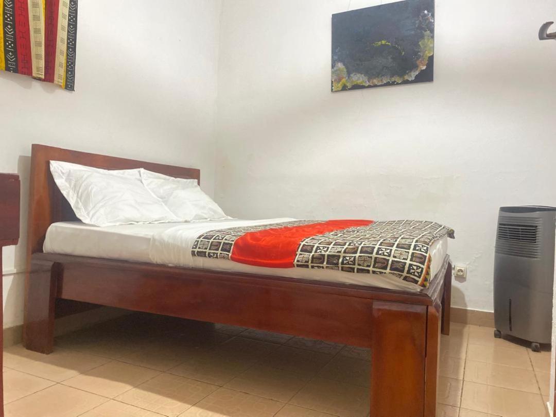Hotel Fiiaa à Yaoundé Extérieur photo