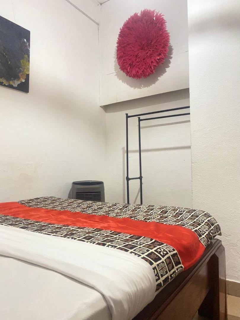 Hotel Fiiaa à Yaoundé Extérieur photo