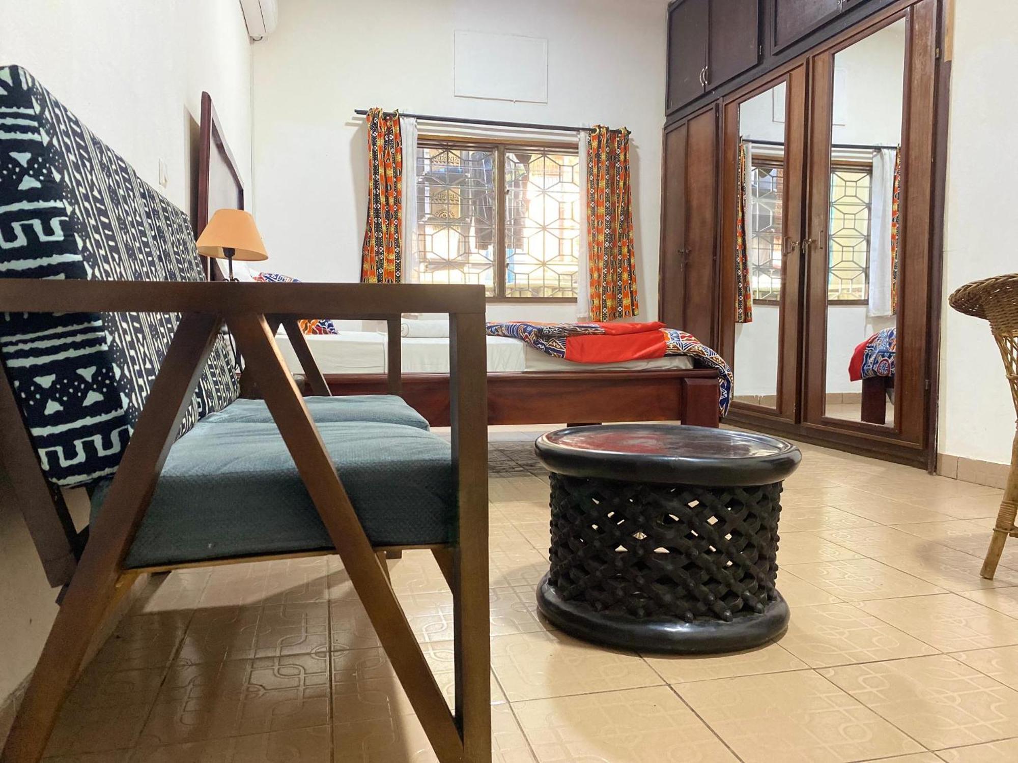 Hotel Fiiaa à Yaoundé Extérieur photo